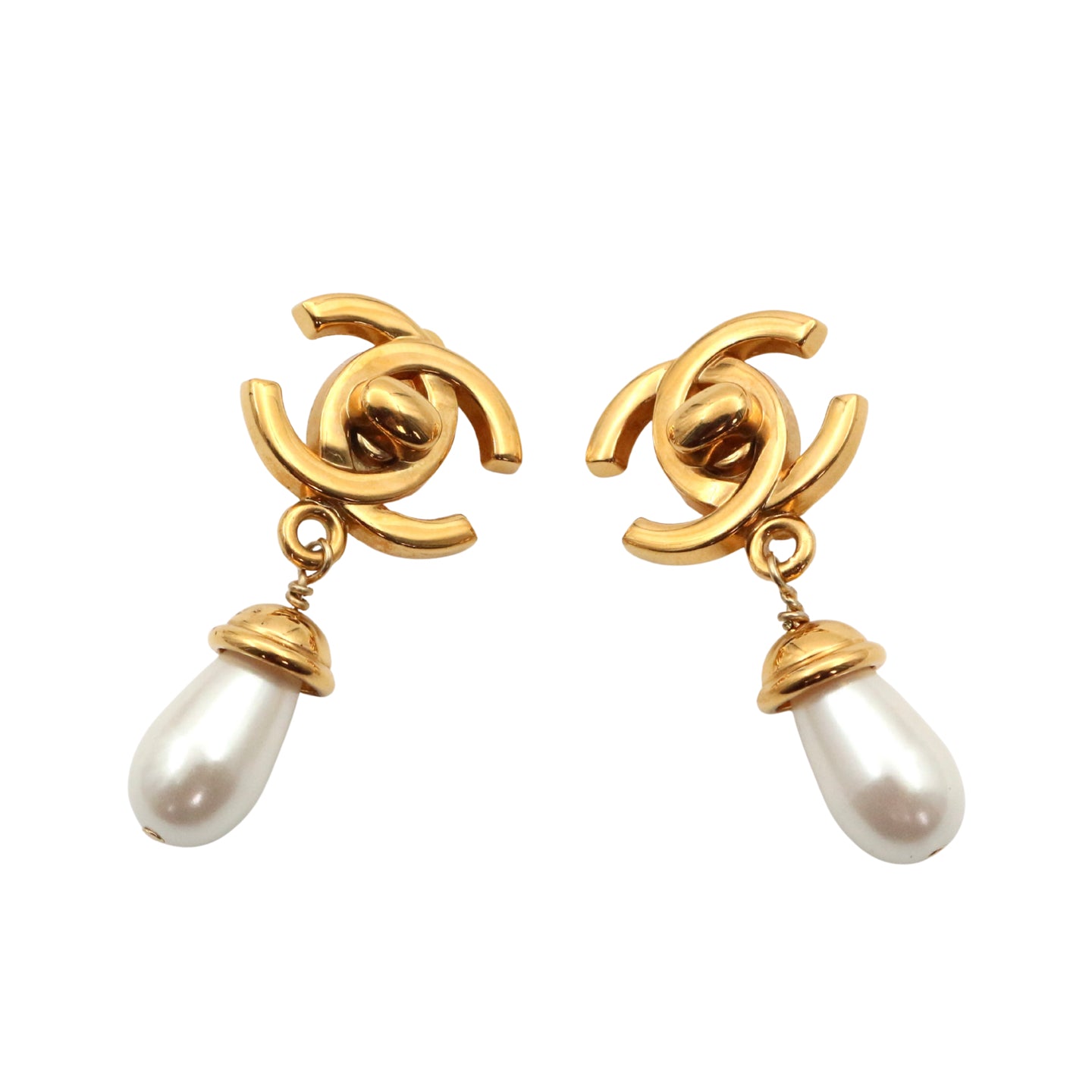 CHANEL Vintage Gold Tone CC Turn-Lock Pearl Drop Clip-On Earrings 96A [Used]