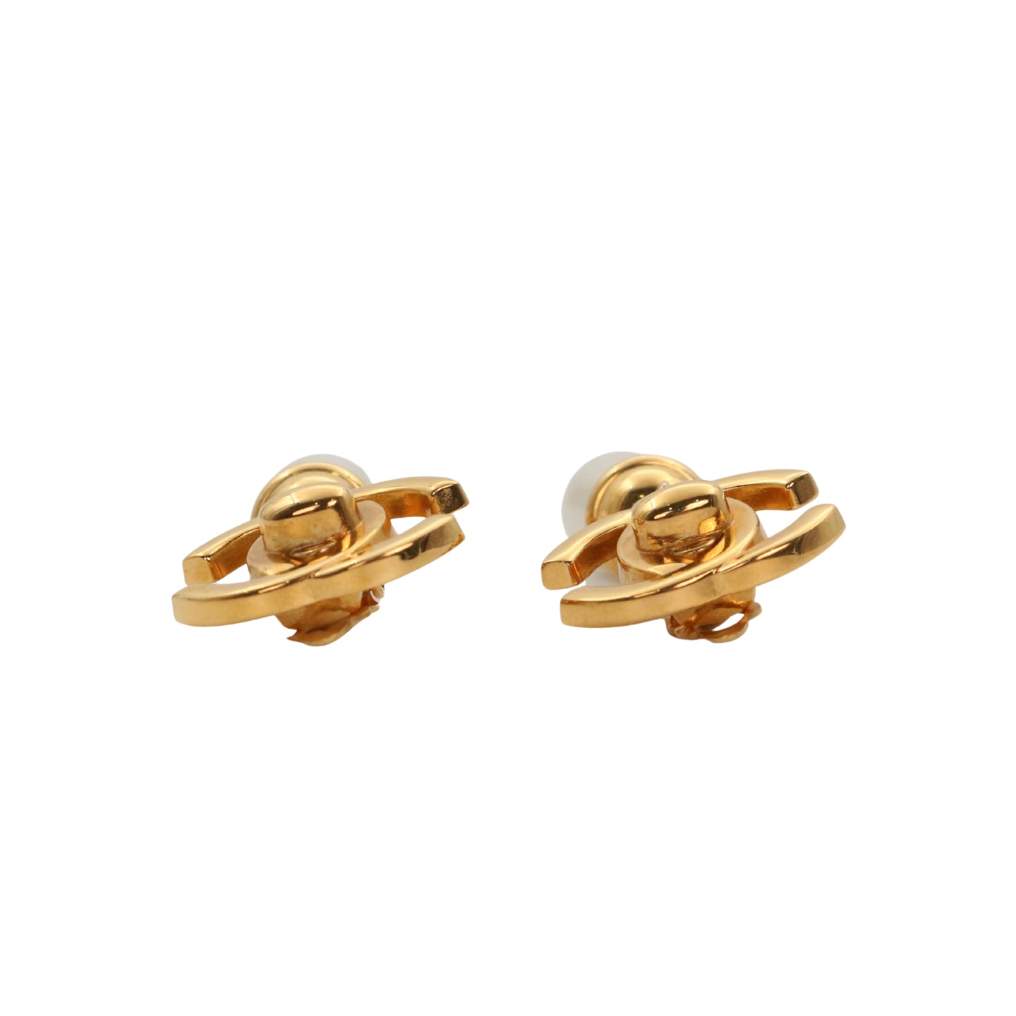 CHANEL Vintage Gold Tone CC Turn-Lock Pearl Drop Clip-On Earrings 96A [Used]