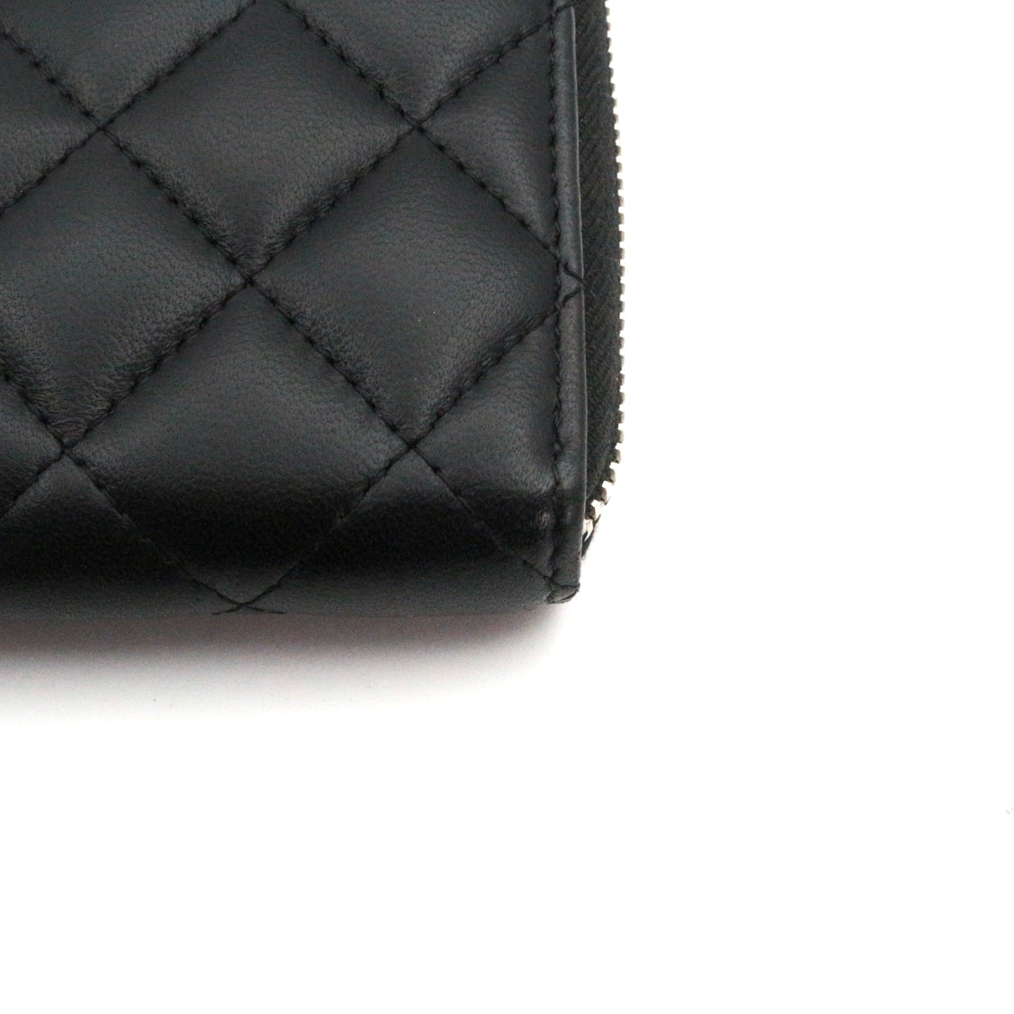 CHANEL Black Quilted Lambskin Zip-Around Long Wallet with Full Set [Used]
