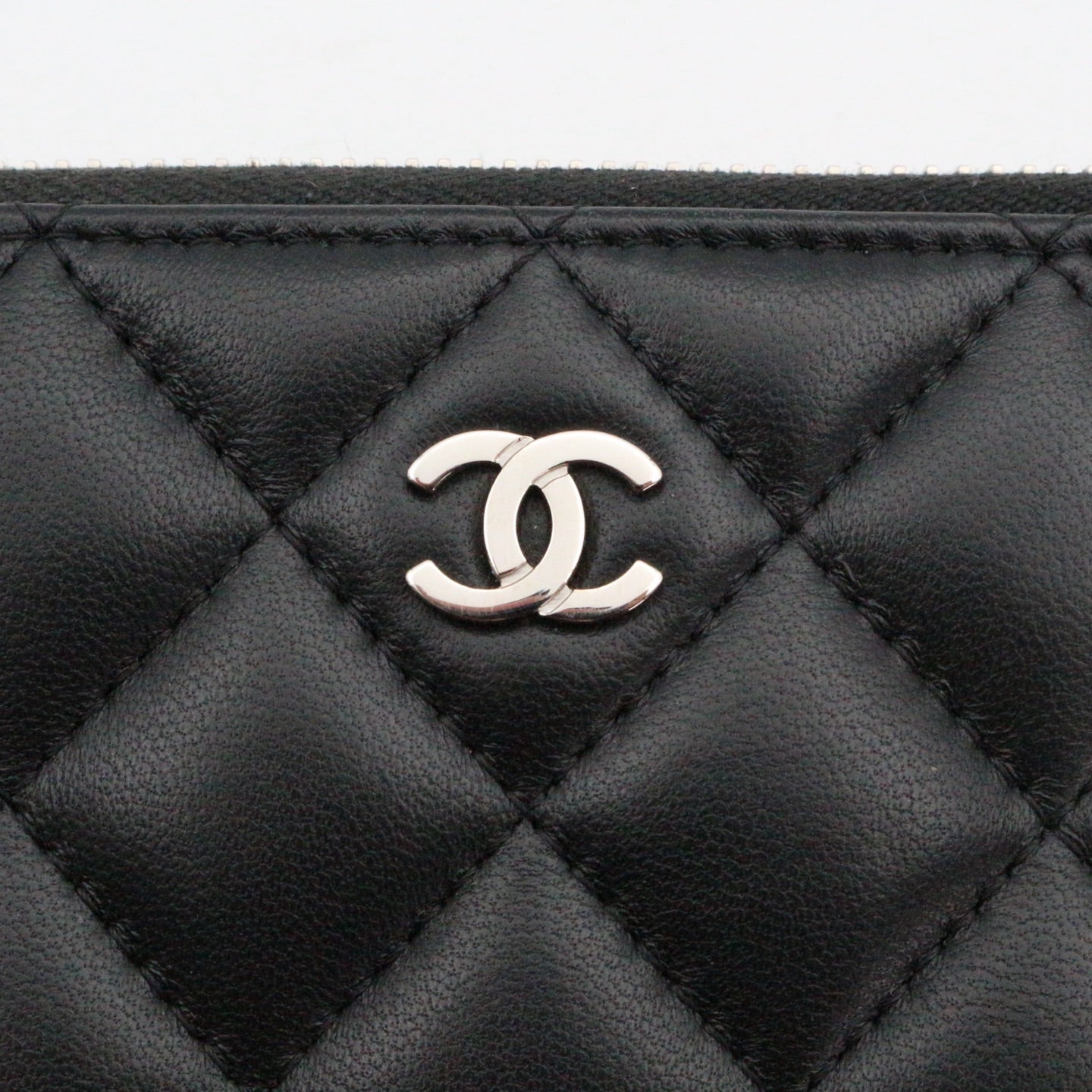 CHANEL Black Quilted Lambskin Zip-Around Long Wallet with Full Set [Used]