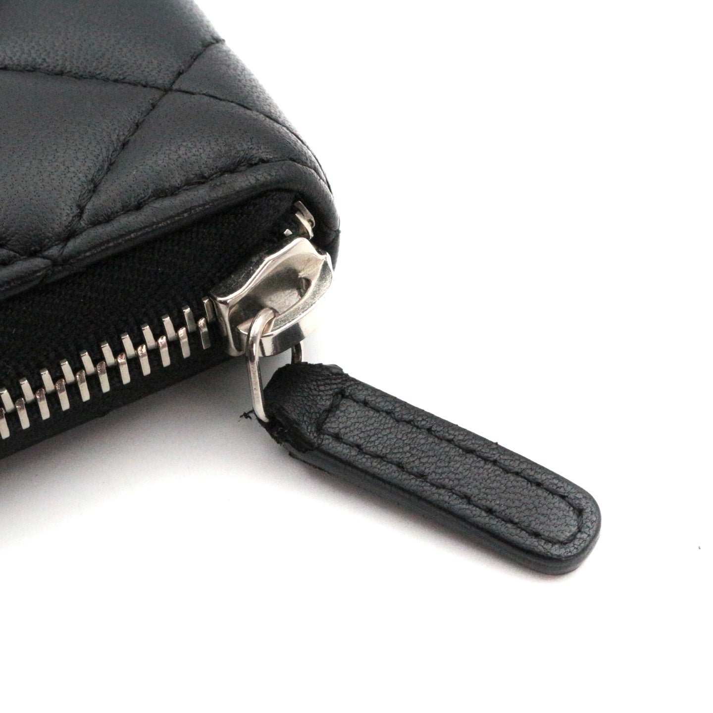 CHANEL Black Quilted Lambskin Zip-Around Long Wallet with Full Set [Used]