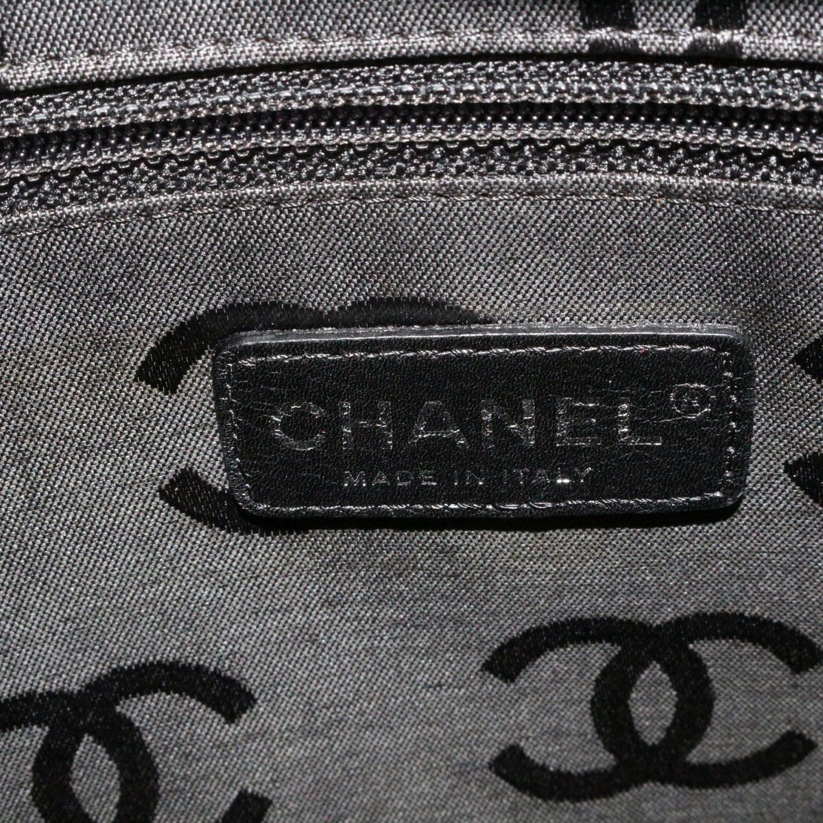 CHANEL Pink & Black Cambon Line Small Tote Bag [Used]