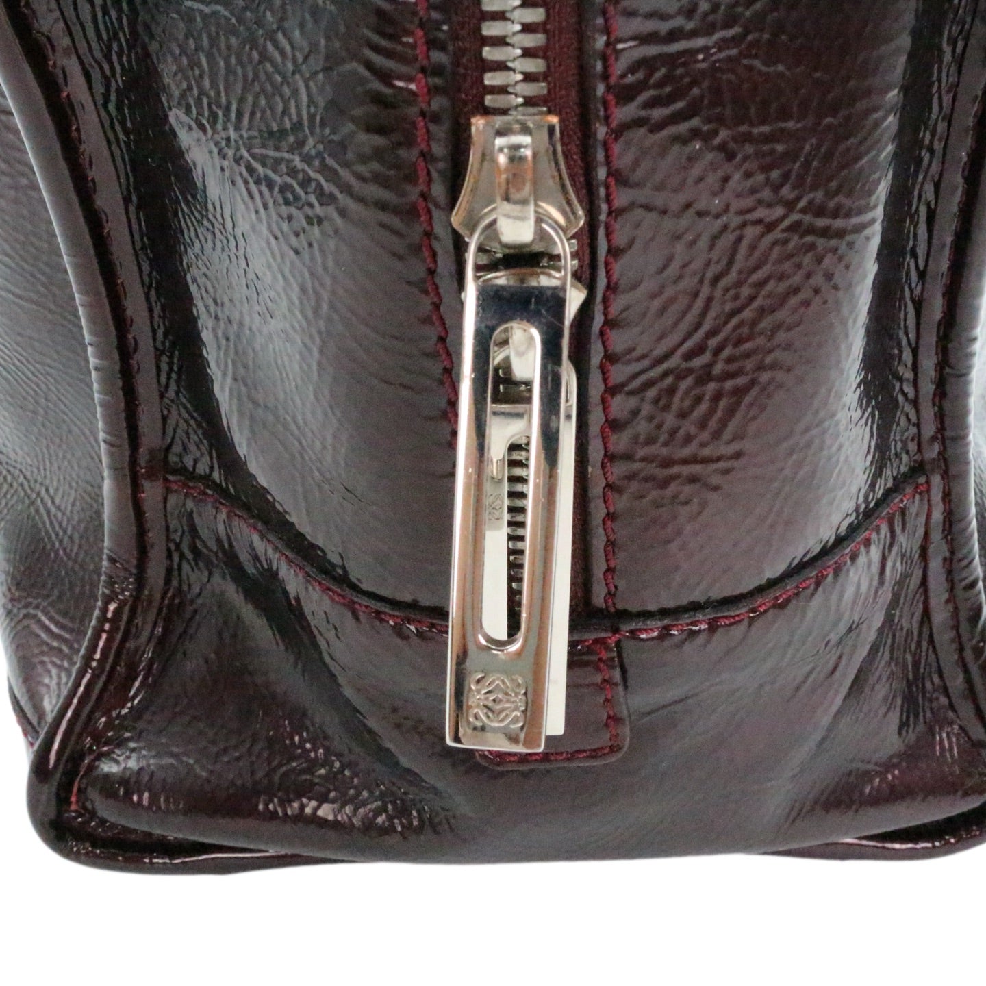 LOEWE Dark Burgundy Patent Leather Amazona 36 Handbag [Used]