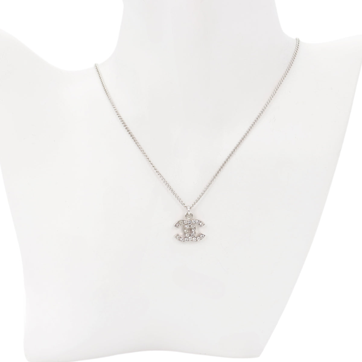 CHANEL 05V Silver-Tone CC Rhinestone Pendant Necklace [Used]