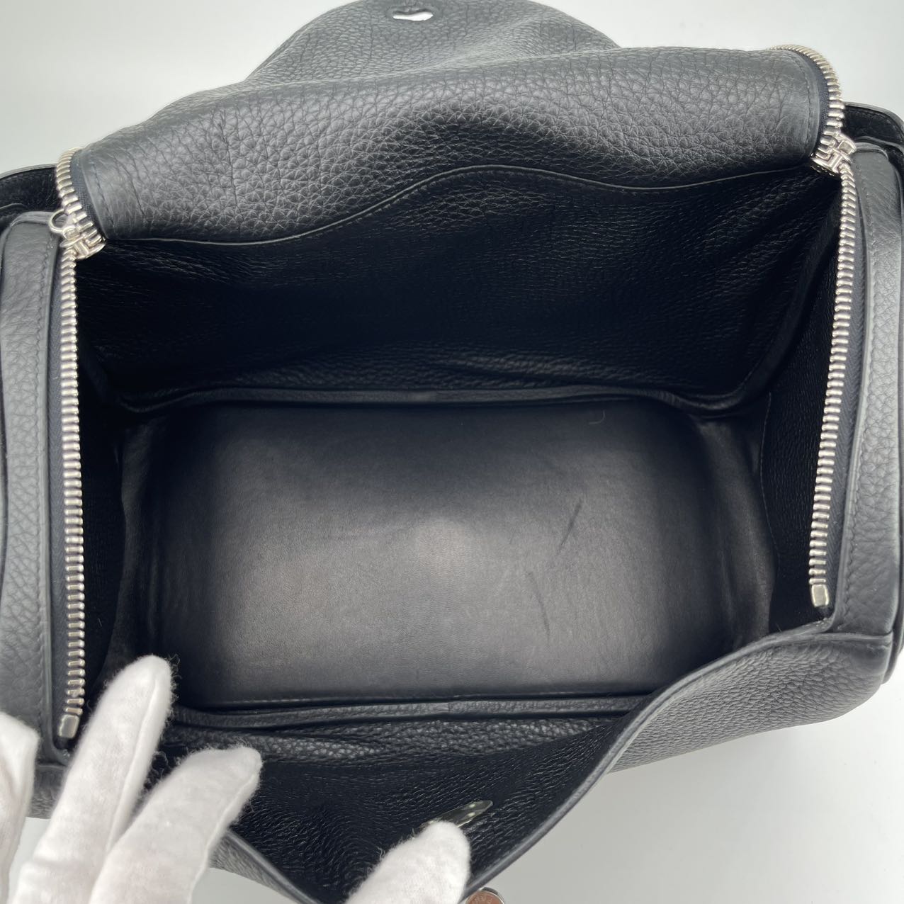 Hermès Lindy 30 Togo Leather [Used]