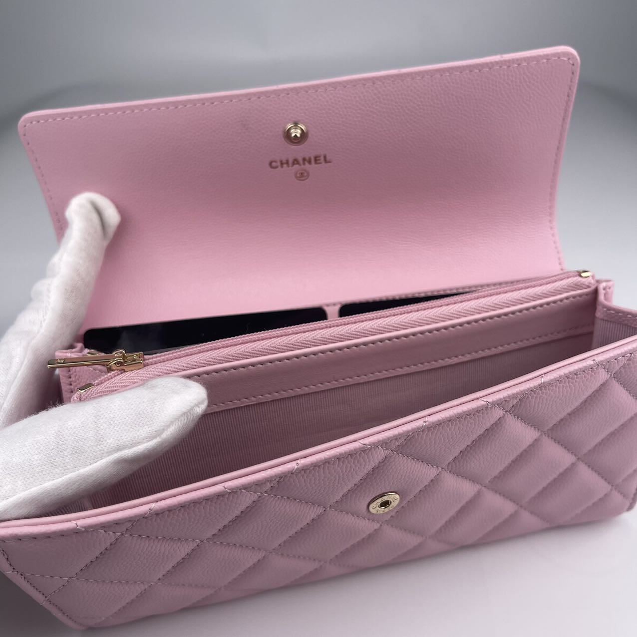 CHANEL Pink Caviar Skin Cocomark Wallet [Used]