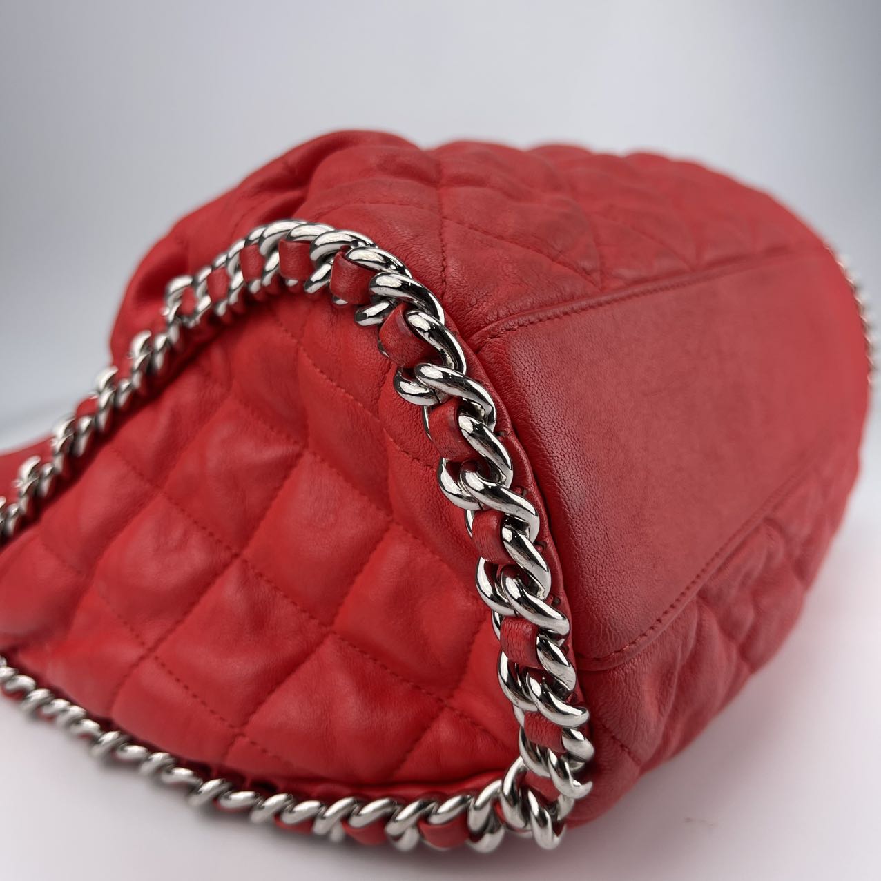 Chanel Red Calfskin Leather Edge Detail Multi-Chain Airport Bag[used]