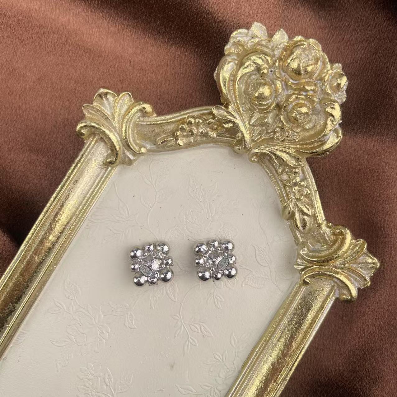 CHANEL Vintage Cocomark Floral Rhinestone Studs Earrings[Used]