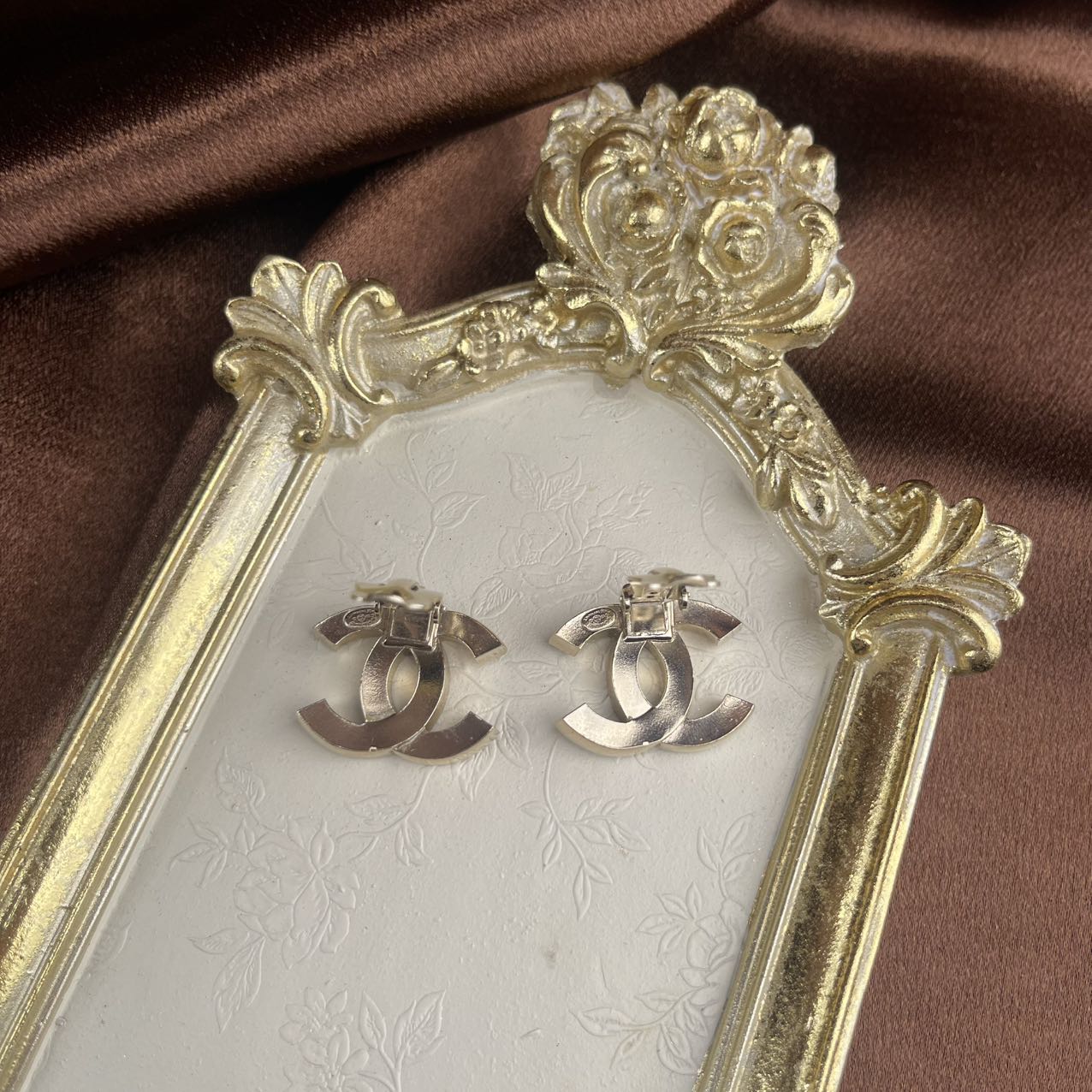Chanel coco mark diamond earrings[used]