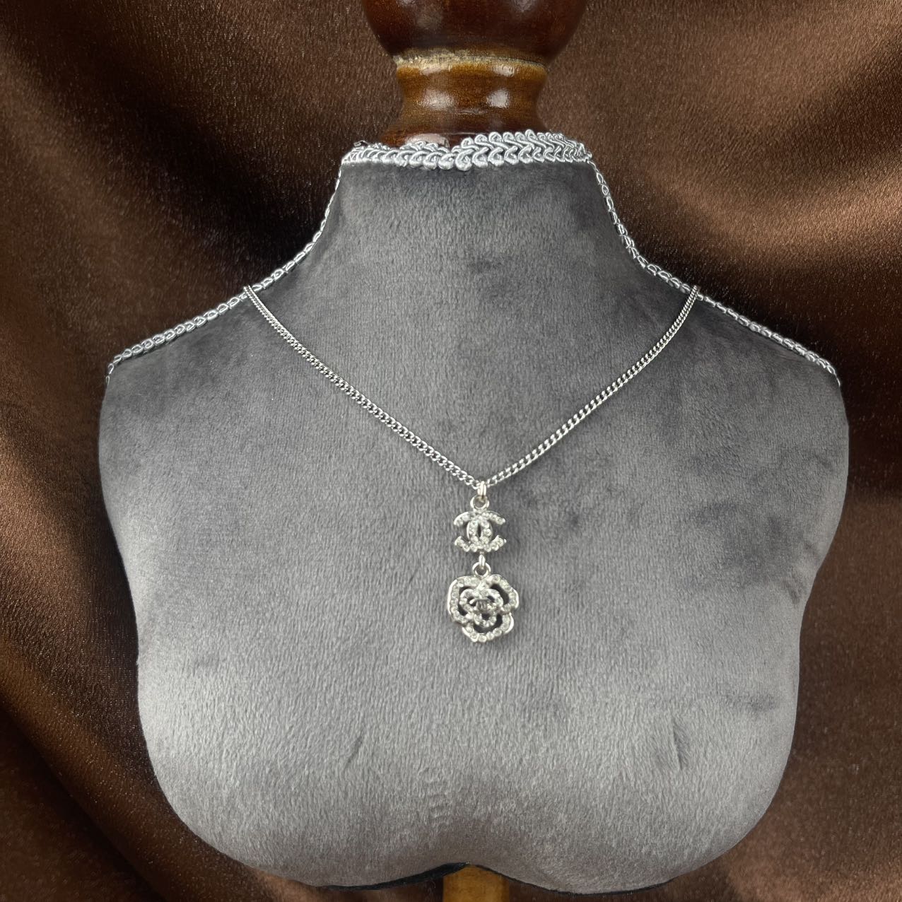 Chanel camellia mark necklace[Used]