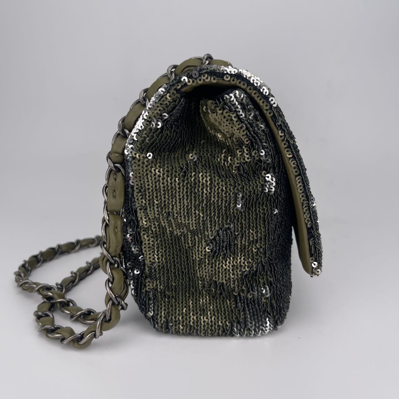 CHANEL Classic Flap Bag Sequin Cuba Limited Edition with Authenticity Card [Used]