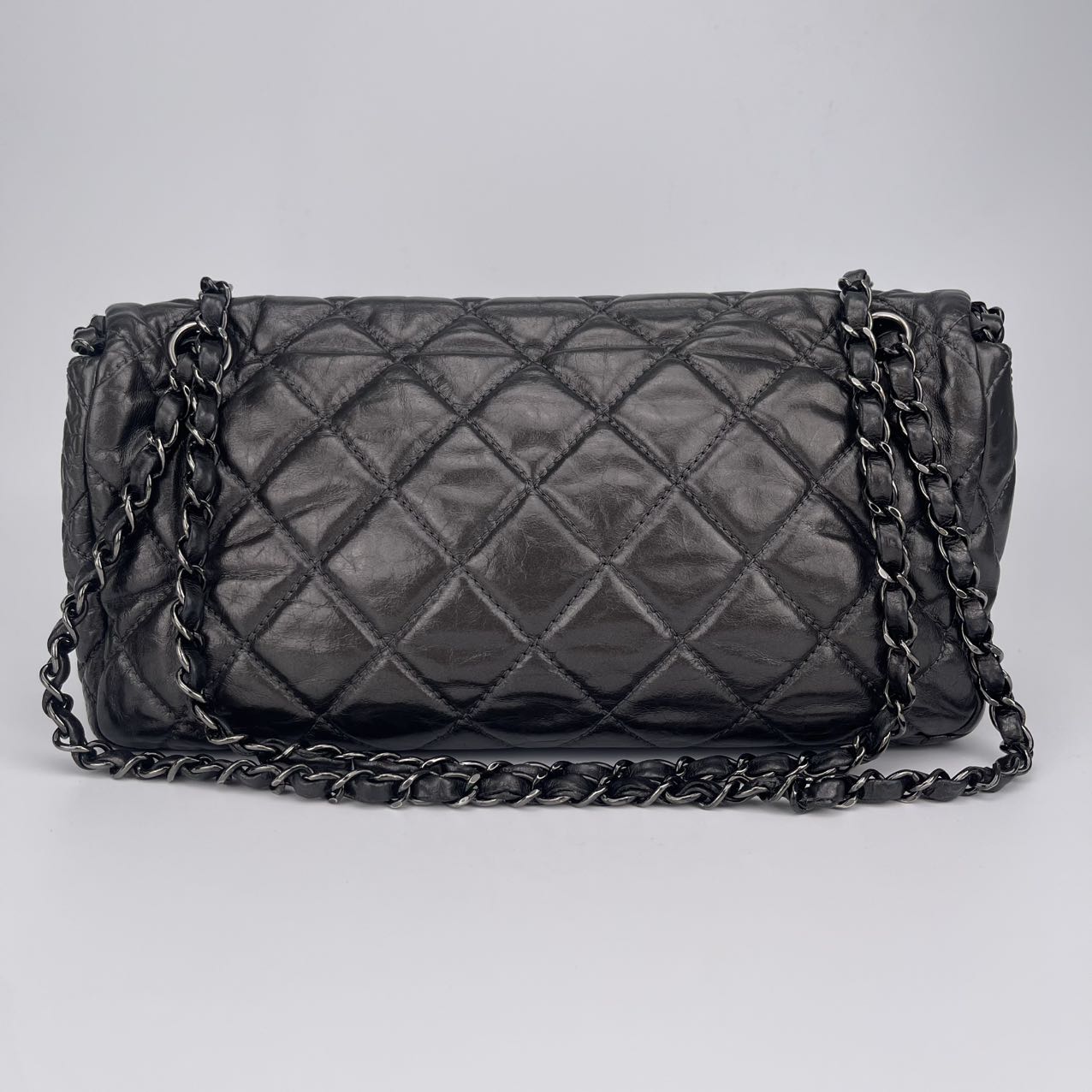 CHANEL Classic Flap Bag with Piped Edges in Glazed Calfskin Leather [Used]
