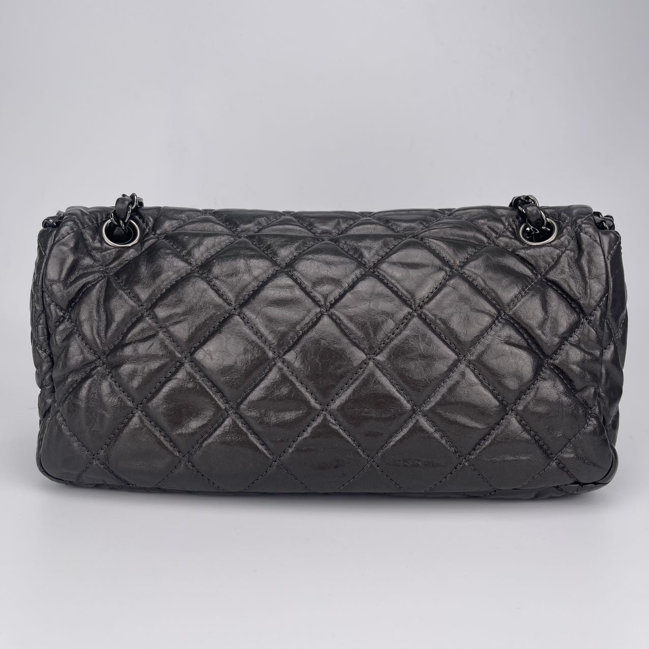 CHANEL Classic Flap Bag with Piped Edges in Glazed Calfskin Leather [Used]