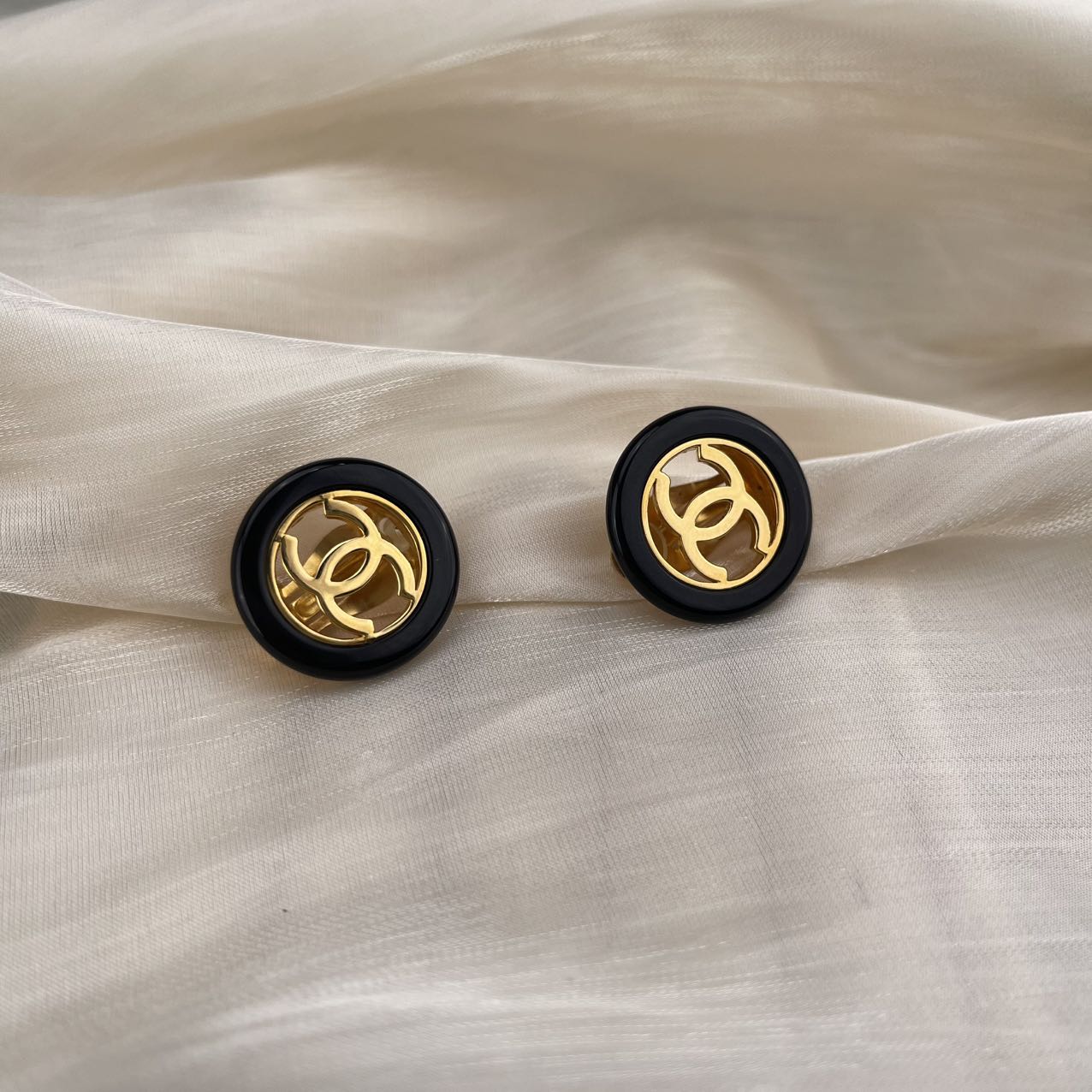 Chanel Coco Mark Round Clip-On Earrings[Used]