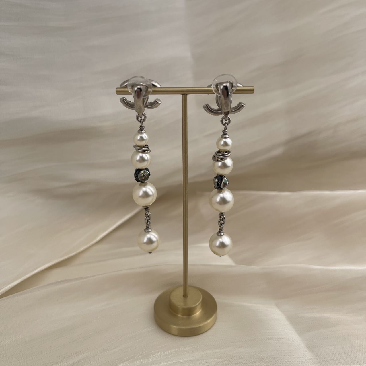 CHANEL Coco Mark Rhinestone Pearl Clip-On Earrings 17K[used]