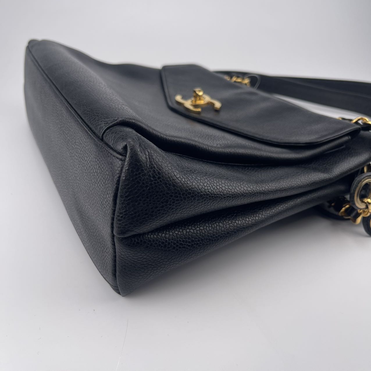 Chanel Luxurious black calfskin leather bag[Used]