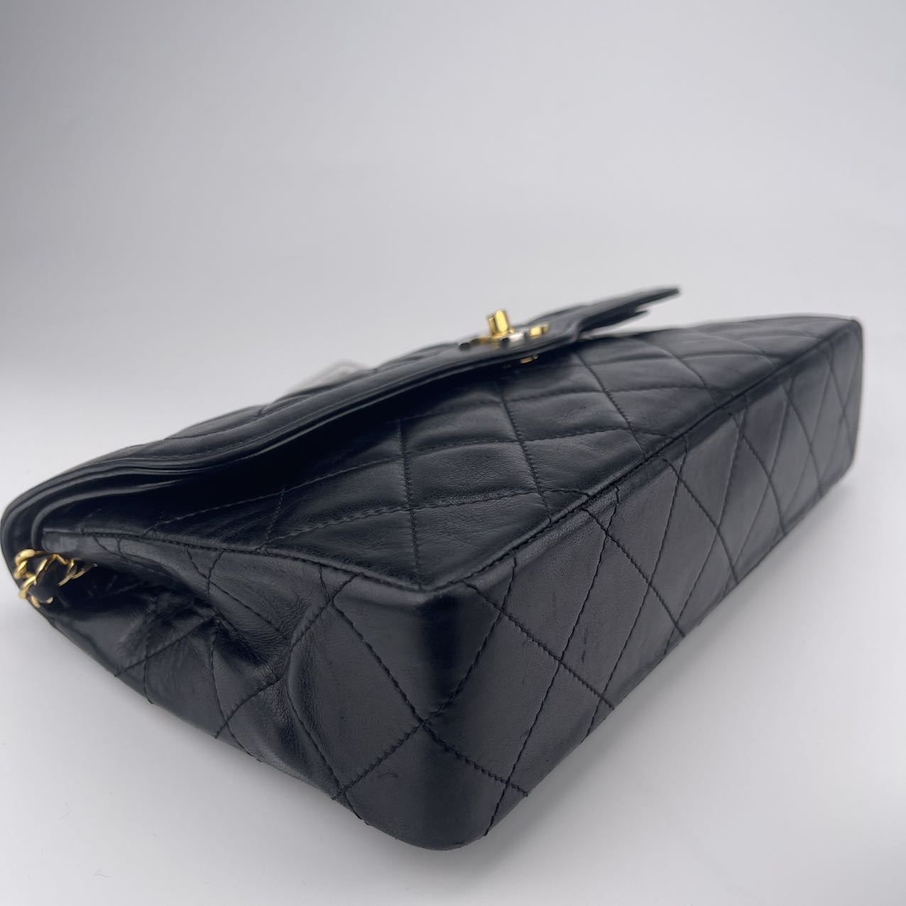 Chanel lambskin leather bag[Used]