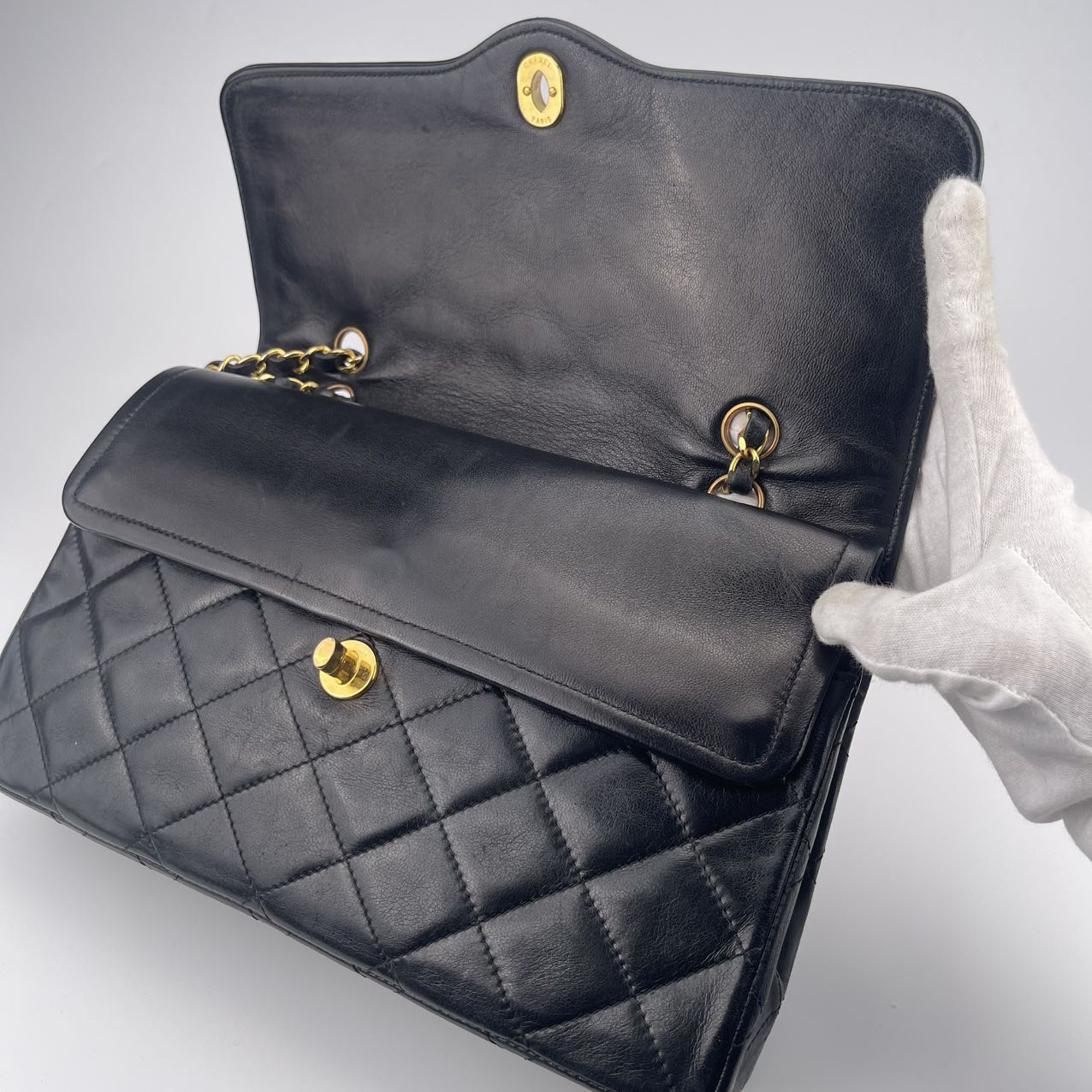 Chanel lambskin leather bag[Used]