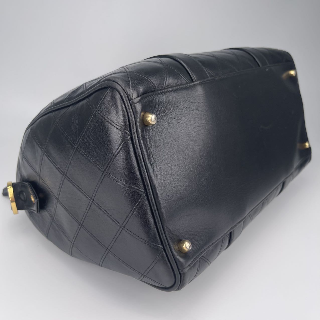 Chanel Durable black calfskin leather bag[Used]