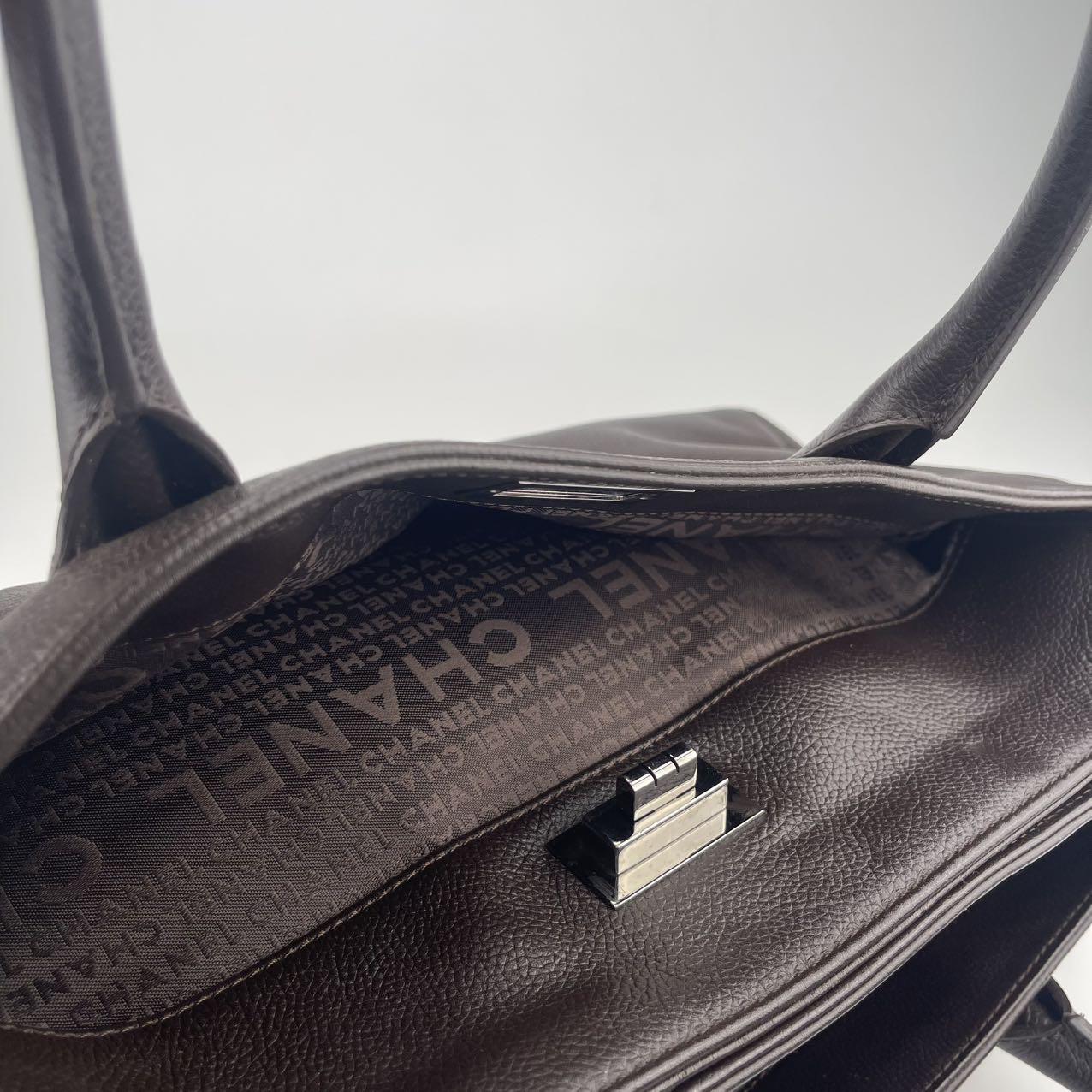 Chanel Premium brown calfskin leather bag[Used]
