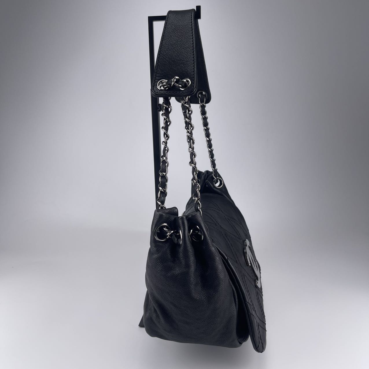 Chanel Black Caviar Leather Shoulder Bag  [Used]