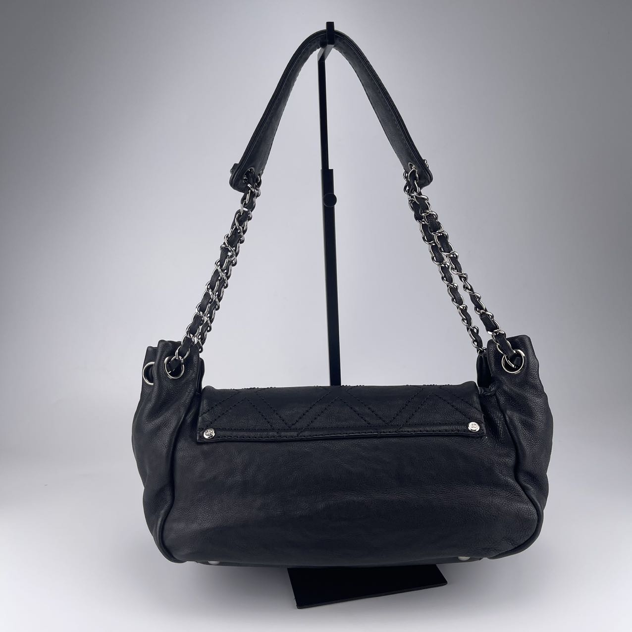 Chanel Black Caviar Leather Shoulder Bag  [Used]
