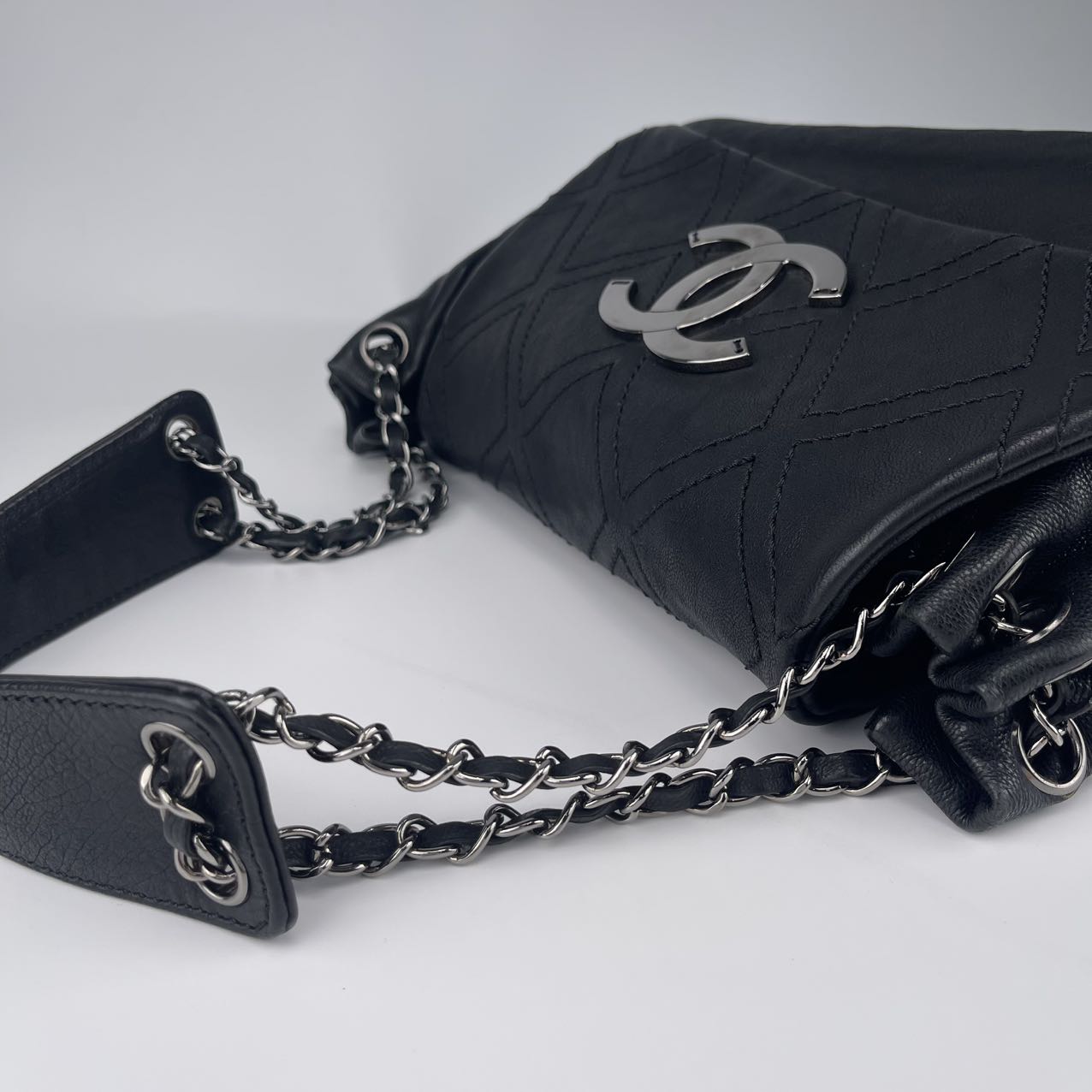 Chanel Black Caviar Leather Shoulder Bag  [Used]