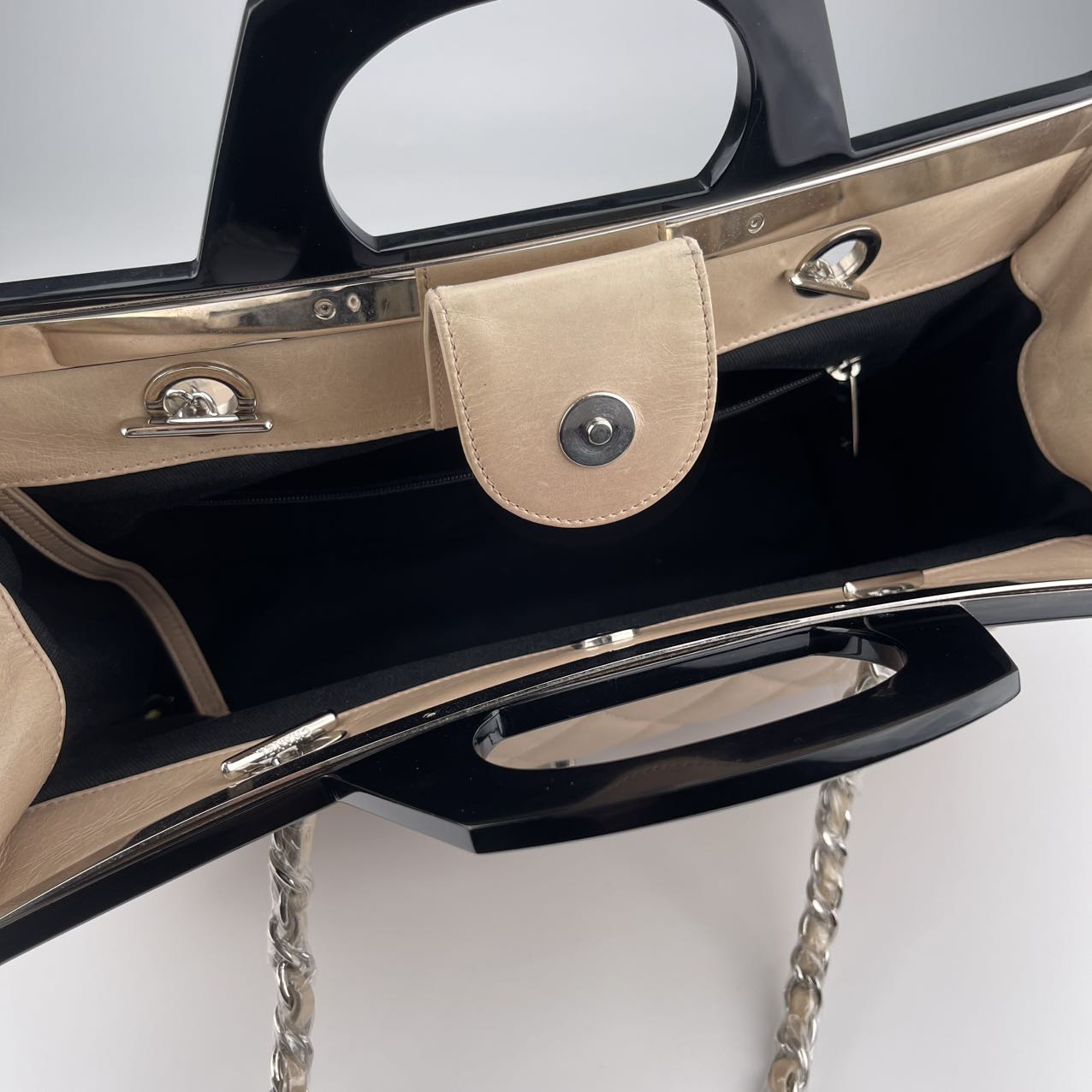 Chanel Matelassé CC Delivery 2-Way Chain Shoulder Bag[Used]
