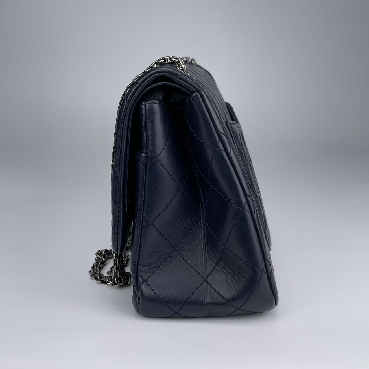 Chanel 2.55 Reissue Chain Shoulder Bag[Used]