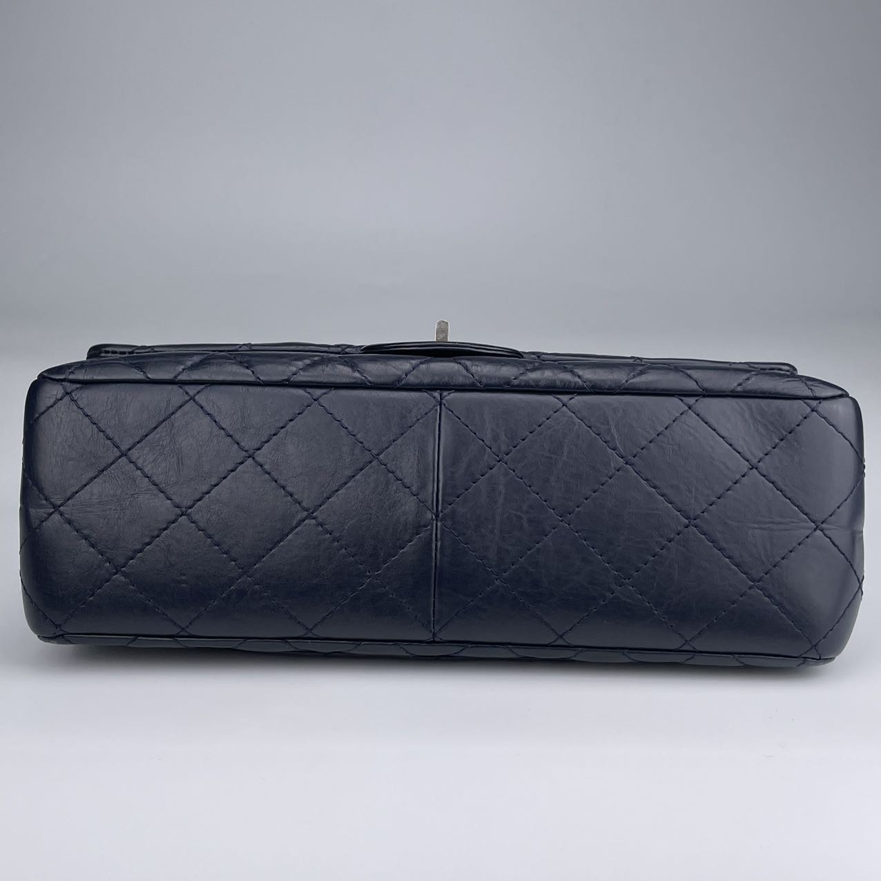 Chanel 2.55 Reissue Chain Shoulder Bag[Used]