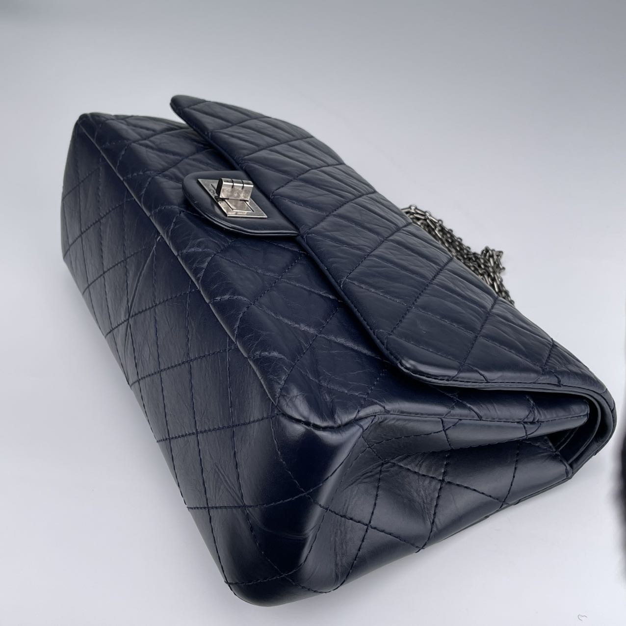 Chanel 2.55 Reissue Chain Shoulder Bag[Used]