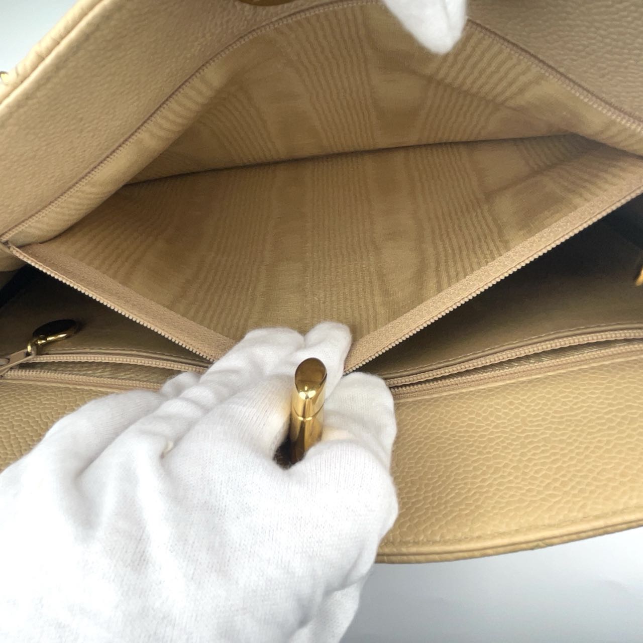 Chanel Chain Tote Bag[Used]
