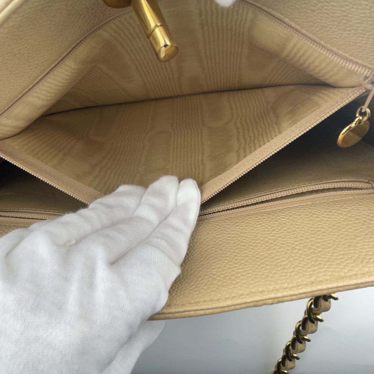 Chanel Chain Tote Bag[Used]