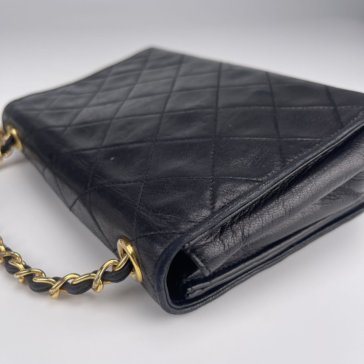 Chanel Matelassé Chain Shoulder Bag[Used]