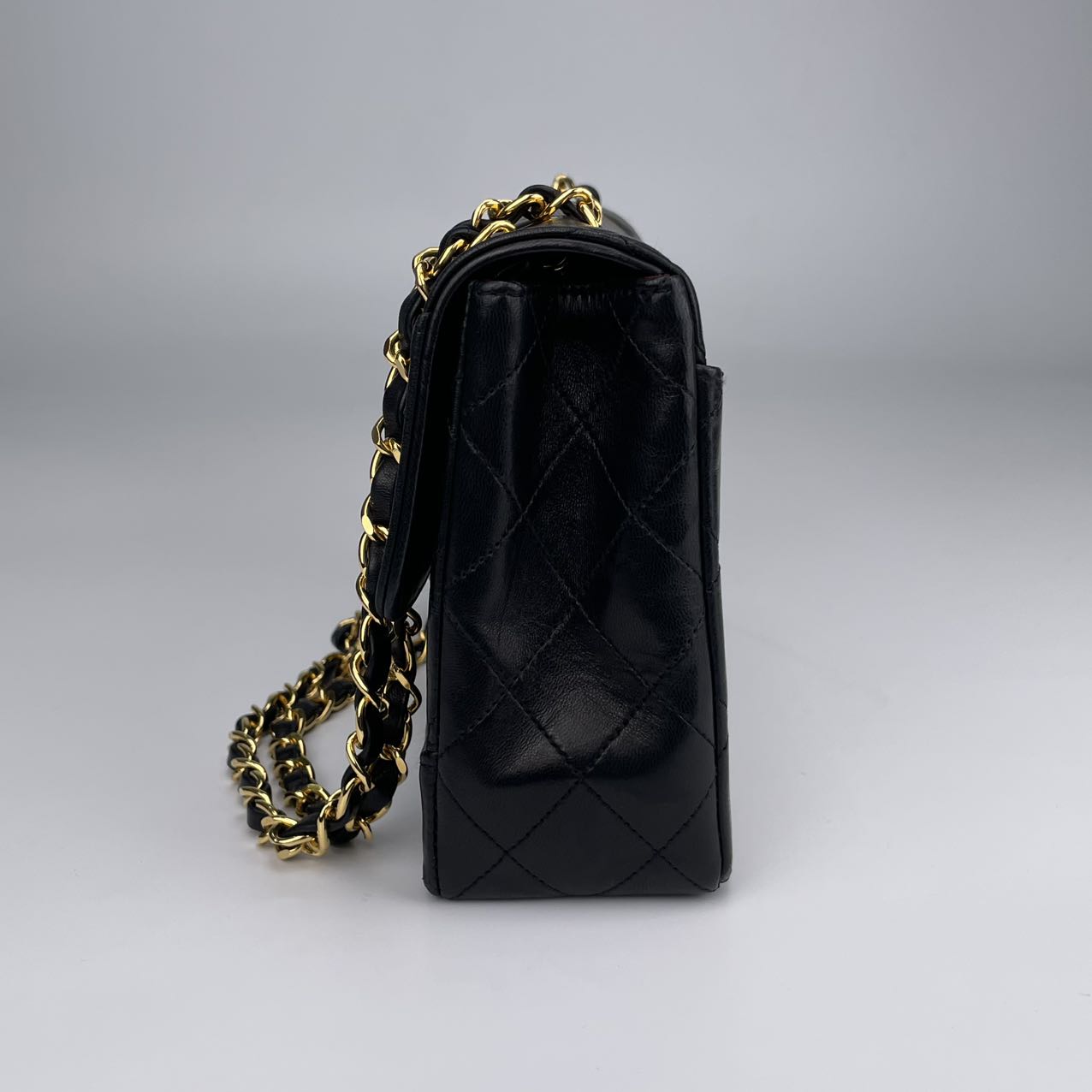 Chanel Matelassé Shoulder Bag[Used]