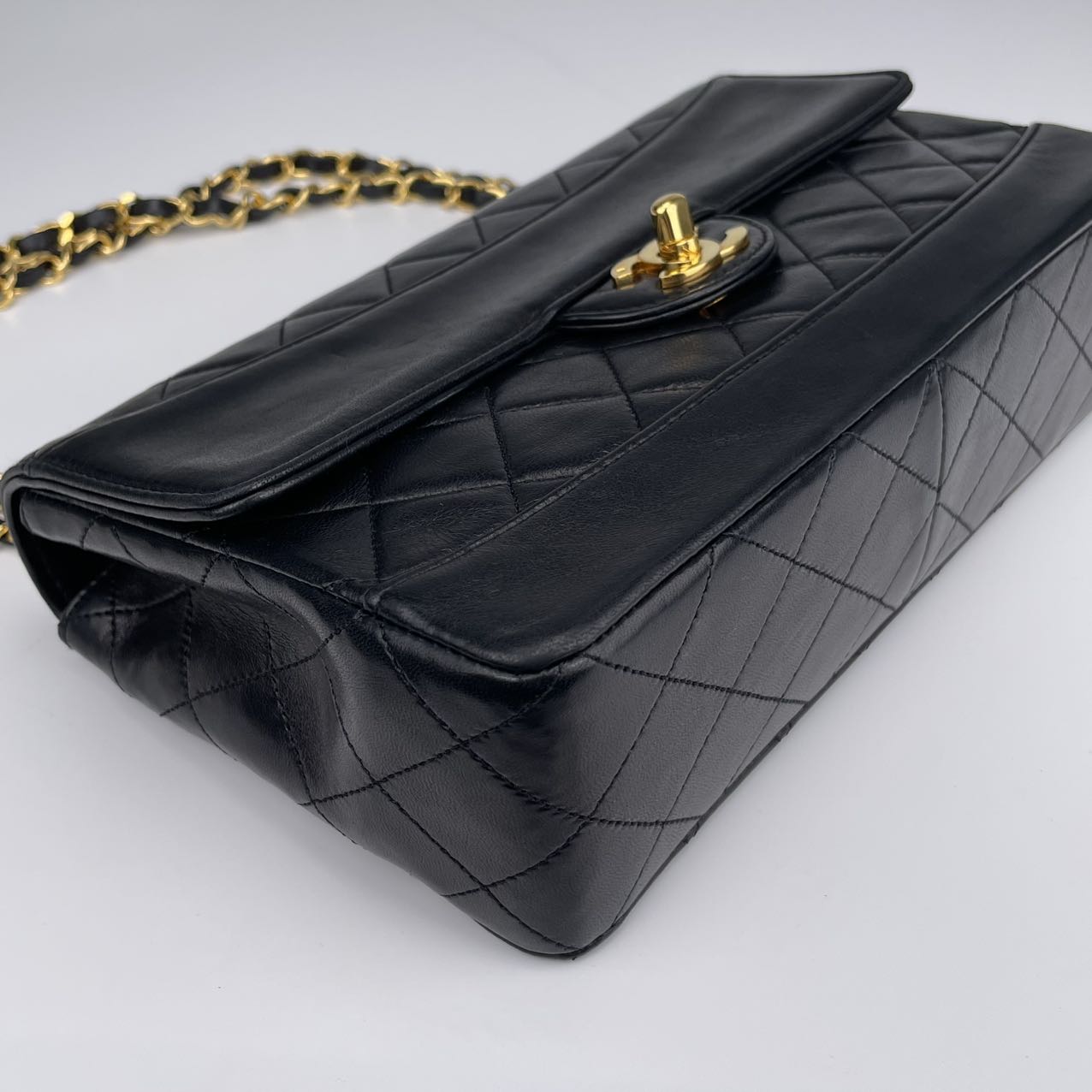 Chanel Matelassé Shoulder Bag[Used]
