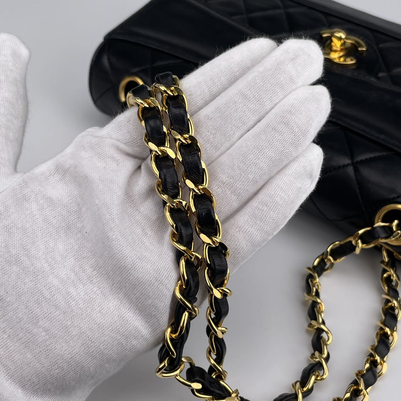 Chanel Matelassé Shoulder Bag[Used]