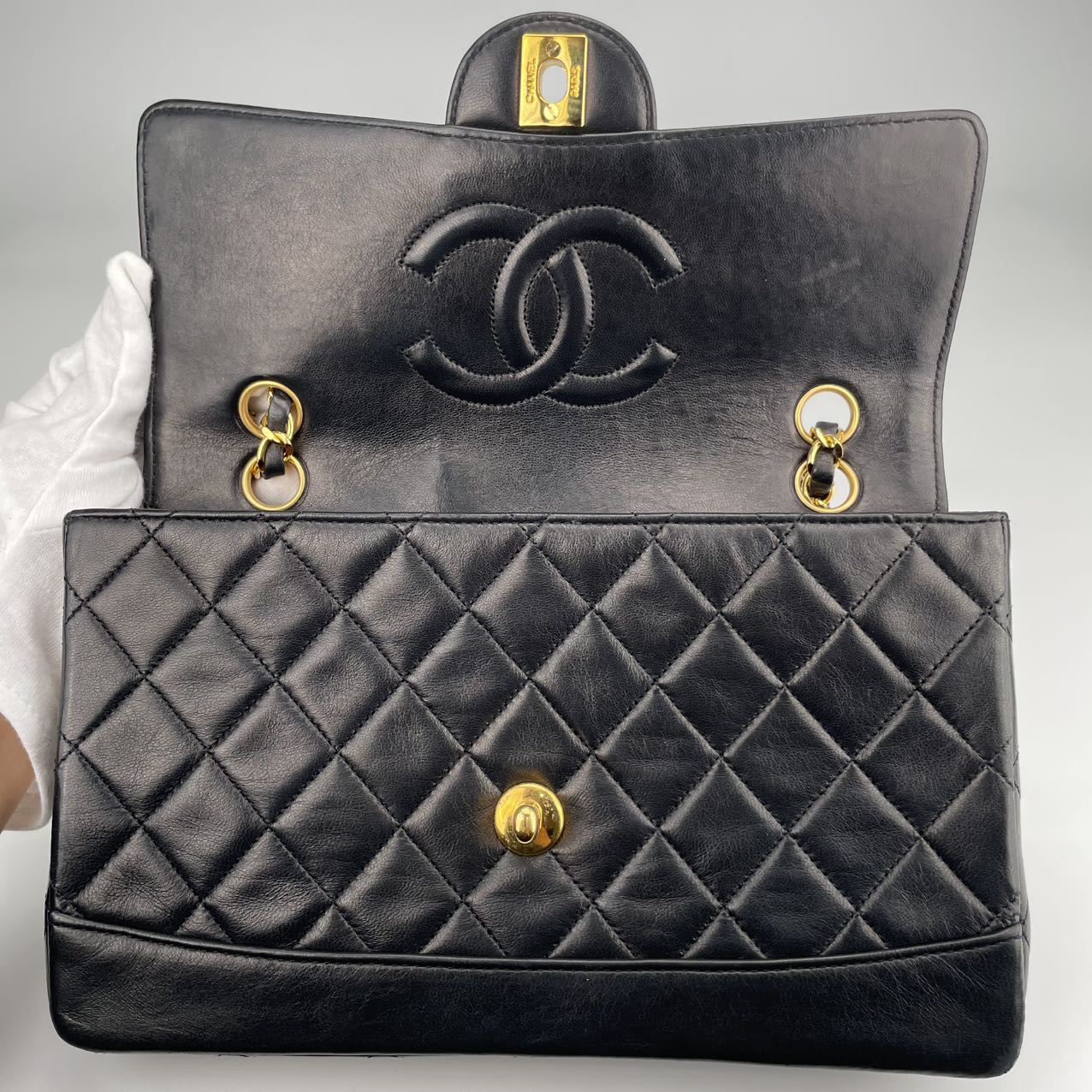 Chanel Matelassé Shoulder Bag[Used]