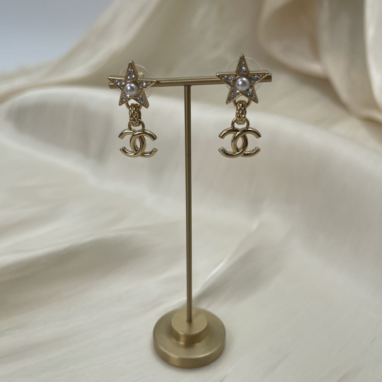 Chanel Rhinestone and Star Pearl CC Logo Drop Earrings [Used]