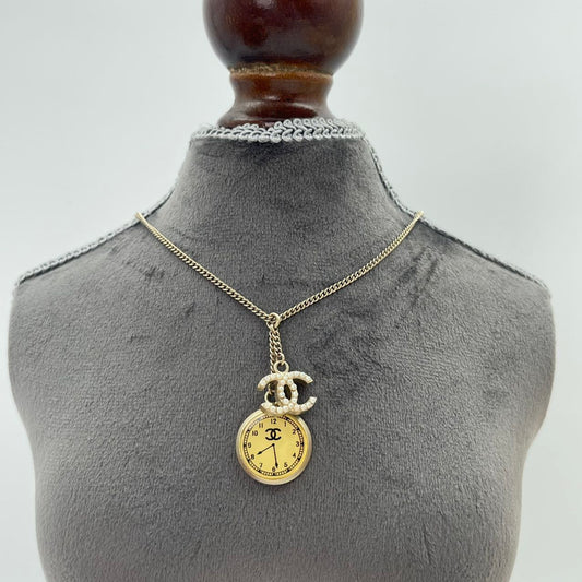 CHANEL Pearl Chain Necklace with CC Logo & Clock Motif Pendant [Used]