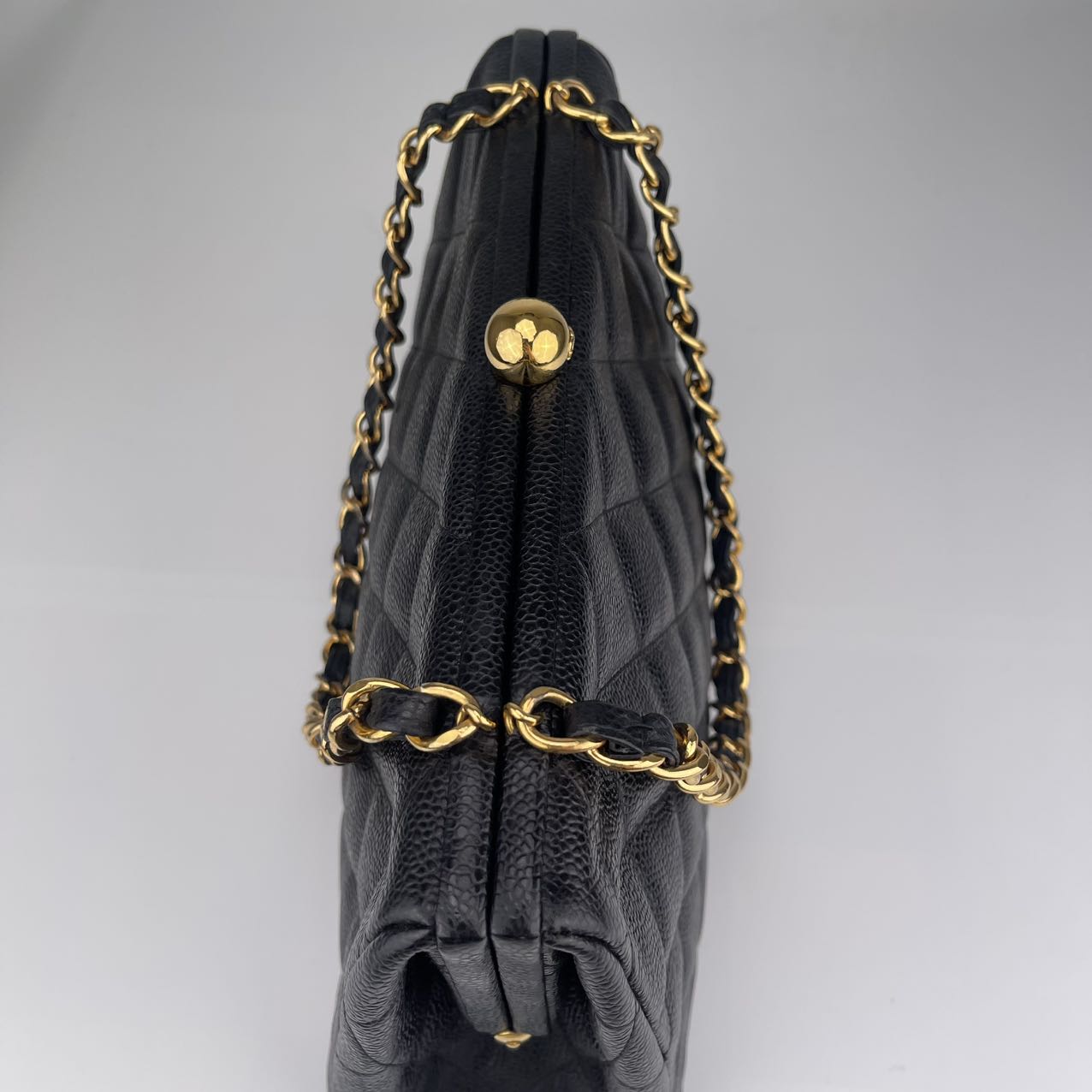 Chanel black and gold pebbled cowhide tote[Used]