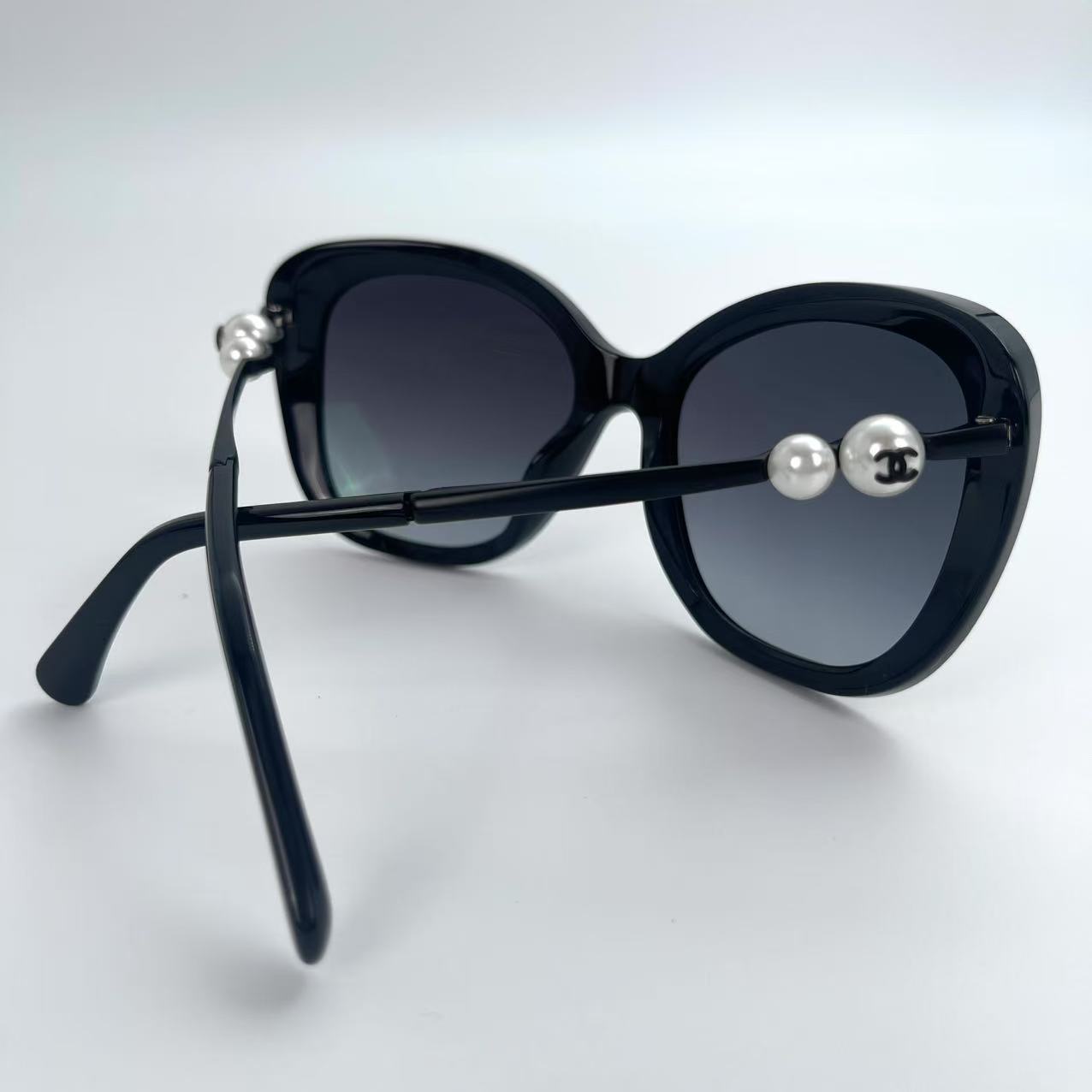 CHANEL Pearl Temple Sunglasses [Used]