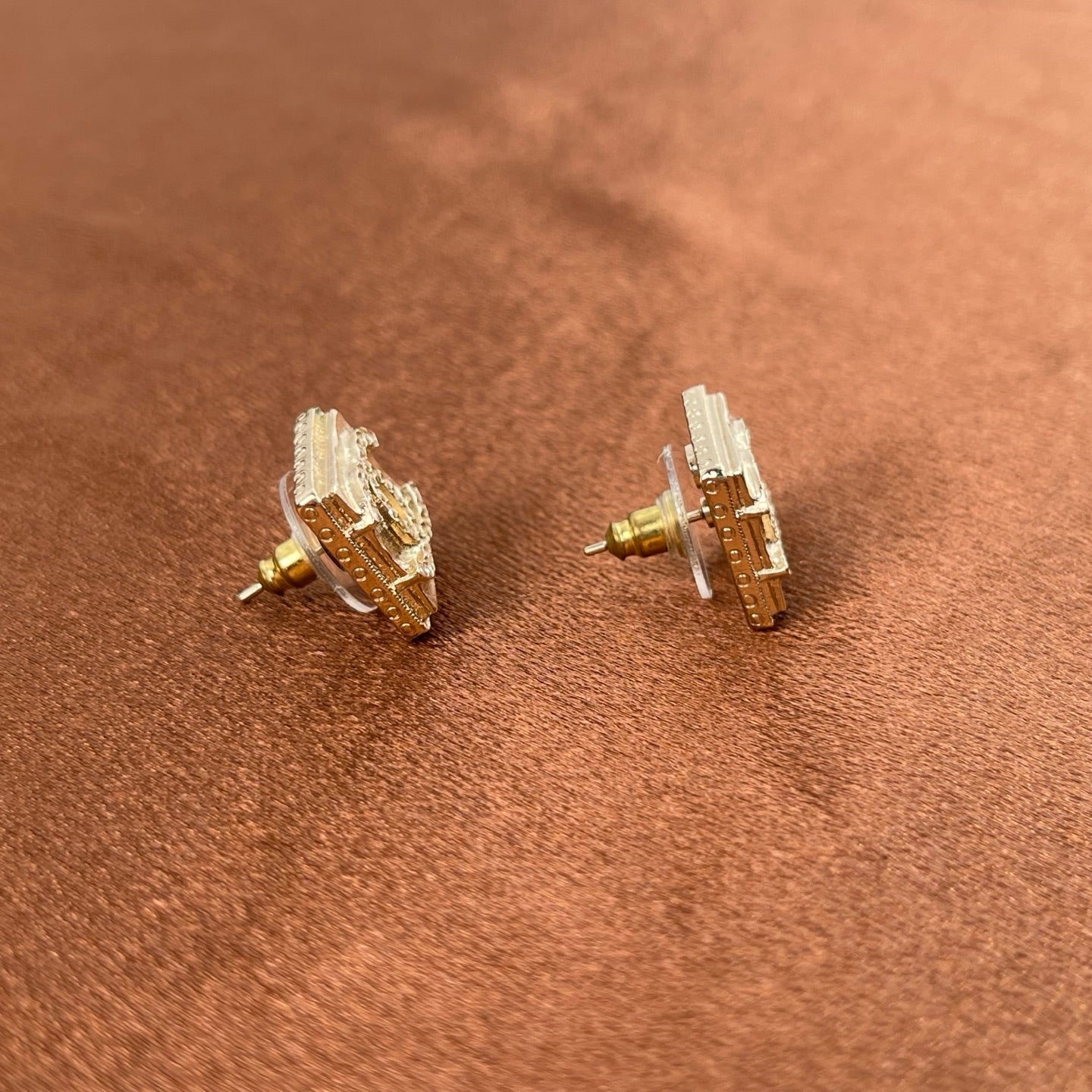 Chanel Coco Mark Rhinestone Square Earrings – Gold & Silver [Used]