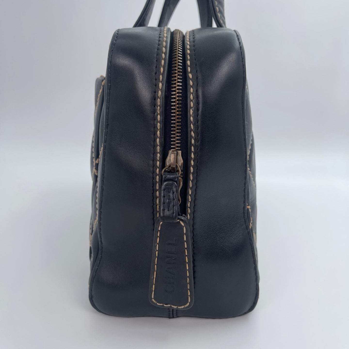 Chanel Wild Stitch Lambskin Handbag – Black & Gold [Used]