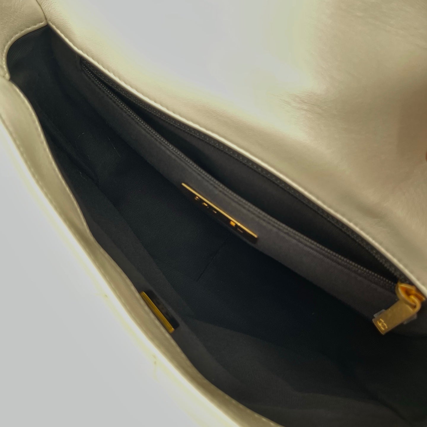 Chanel White Lambskin 19 Line Shoulder Bag [Used]
