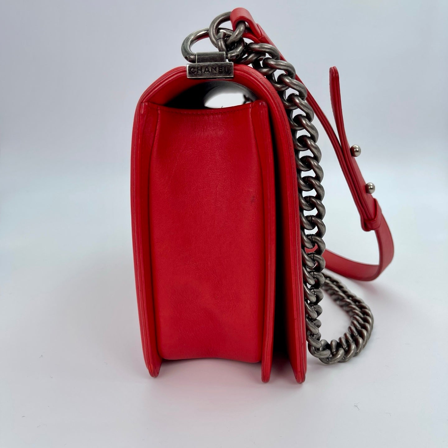 Chanel Le Boy Red Calfskin Flap Shoulder Bag [Used]