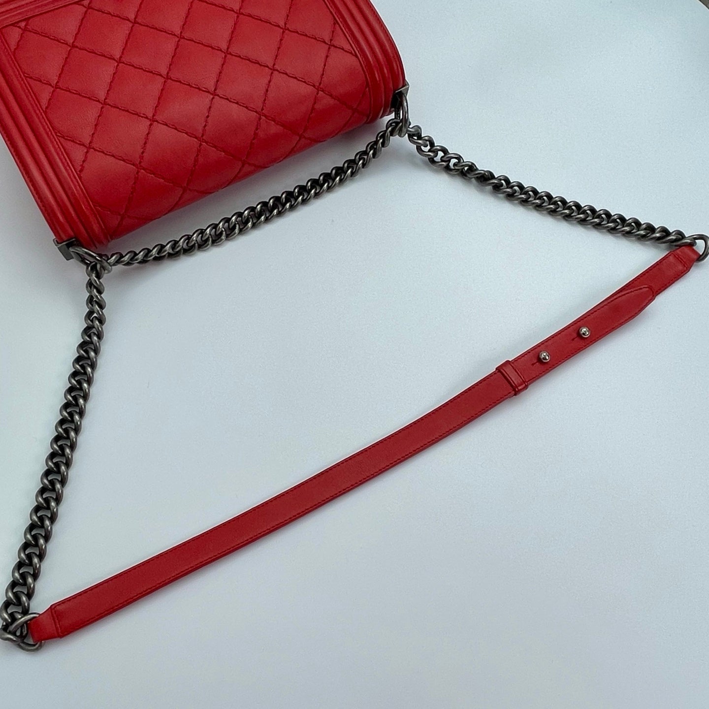 Chanel Le Boy Red Calfskin Flap Shoulder Bag [Used]