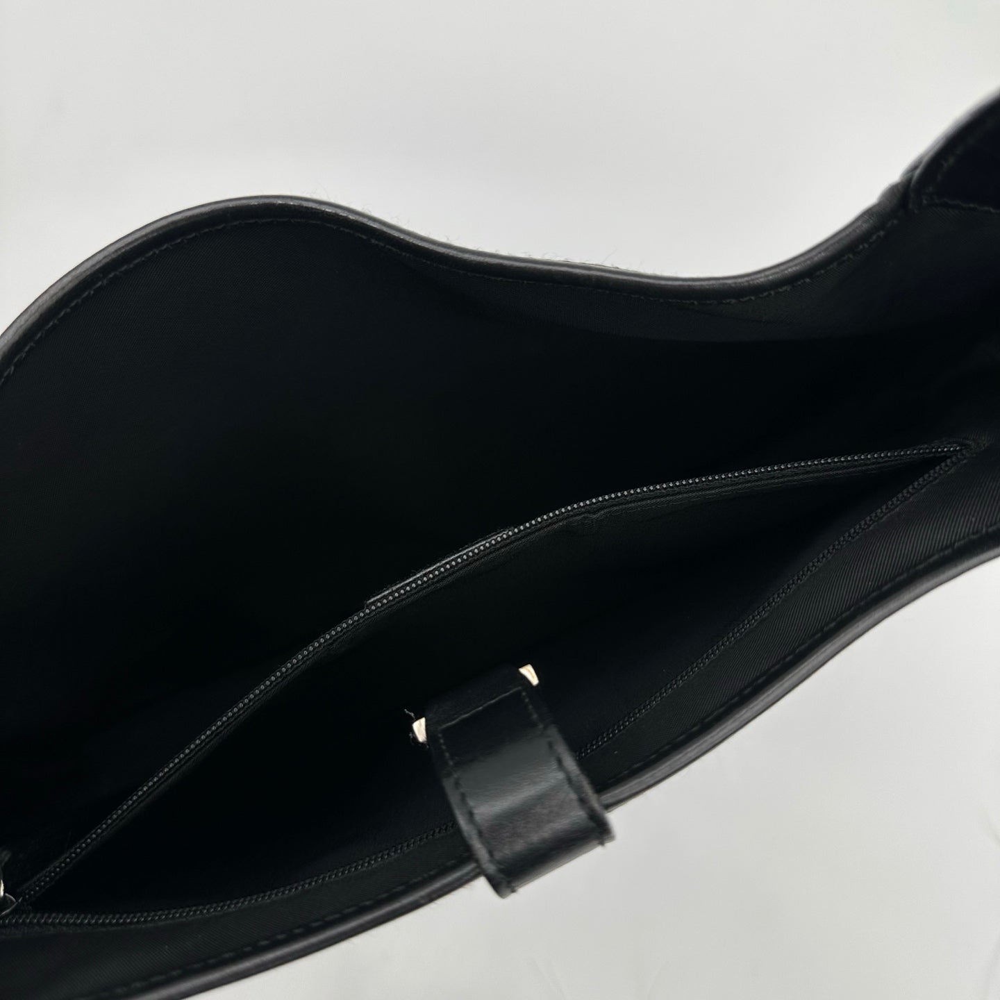 Gucci Black GG Canvas and Leather Medium Jackie Shoulder Bag [Used]