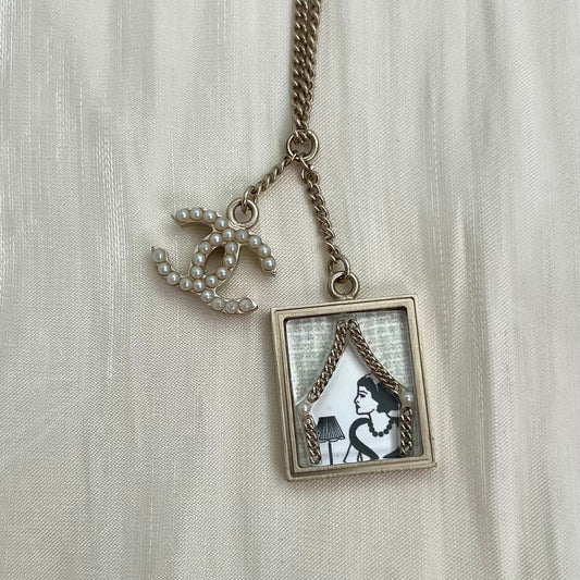 Chanel Mademoiselle Frame Pendant Necklace – 07C[Used]