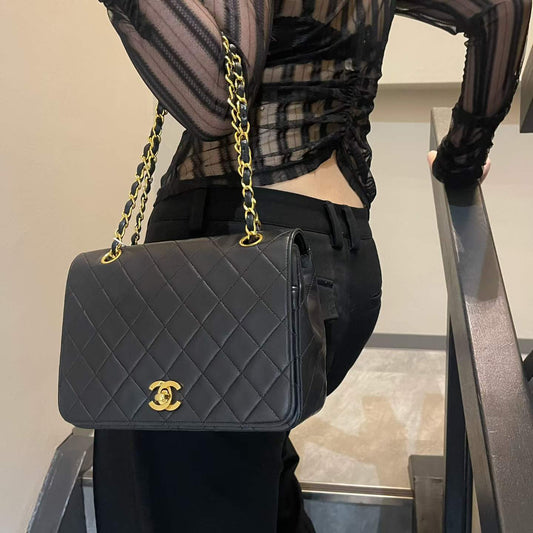 Chanel Black Lambskin Flap Chain Bag [Used]